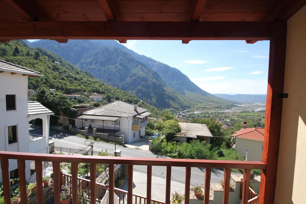 Grand Hotel Dentro Konitsa Exterior photo
